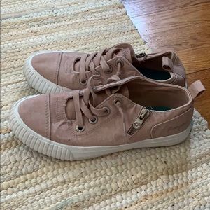 Pink blowfish slip ons